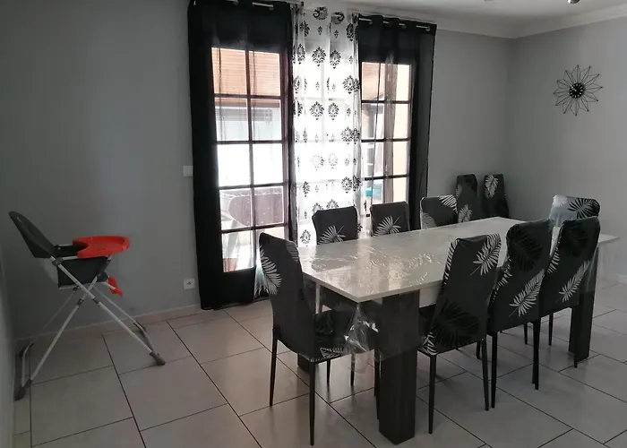 Villa Tres Bien Equipee Pour Les Vacances